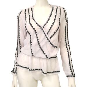 XOXO White Surplus Peplum Top size Small